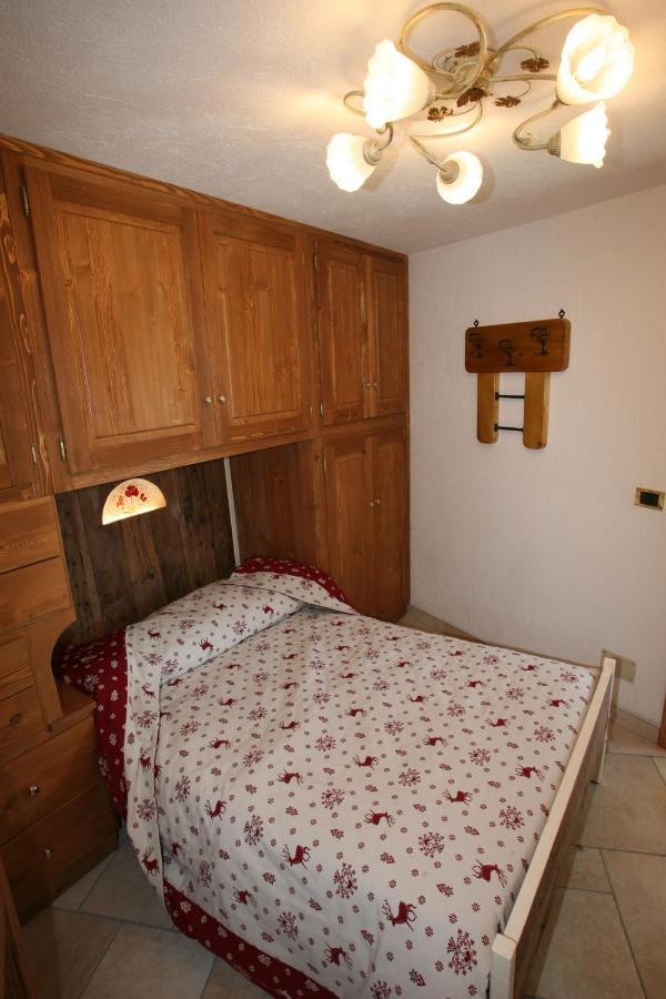 Bellevue Apartment Aosta Bagian luar foto