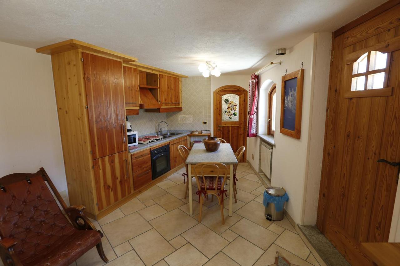 Bellevue Apartment Aosta Bagian luar foto