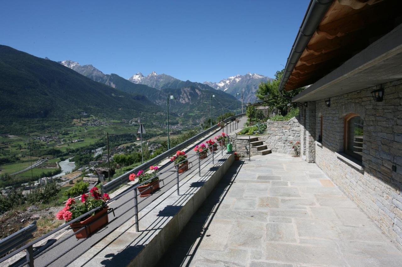 Bellevue Apartment Aosta Bagian luar foto